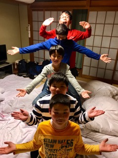B4126598-D5C3-418E-AE38-8CB029081336