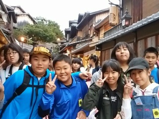 BD8D98AE-DFC9-4CF7-84A6-D2E17EF1613D